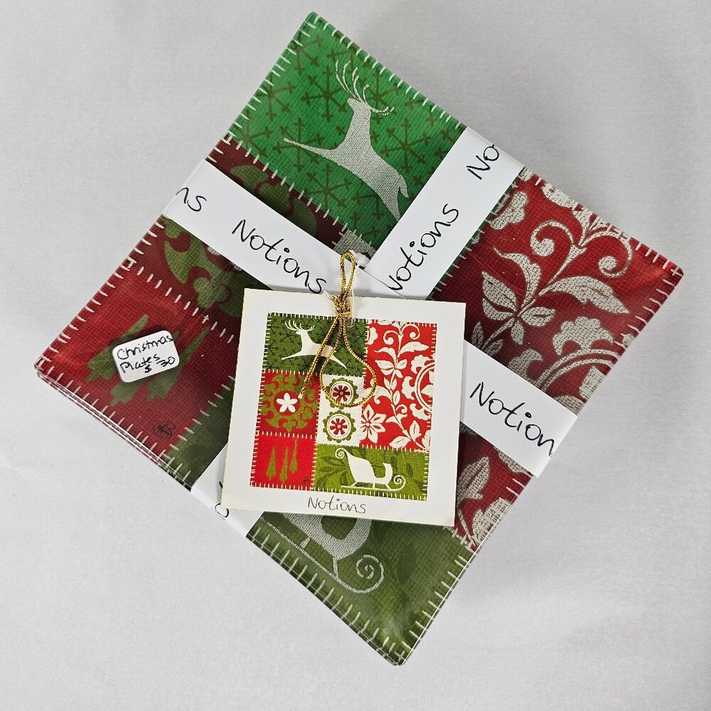 Set of 4 Notions Square Red/Green/White Christmas Patchwork Design Glass Plates